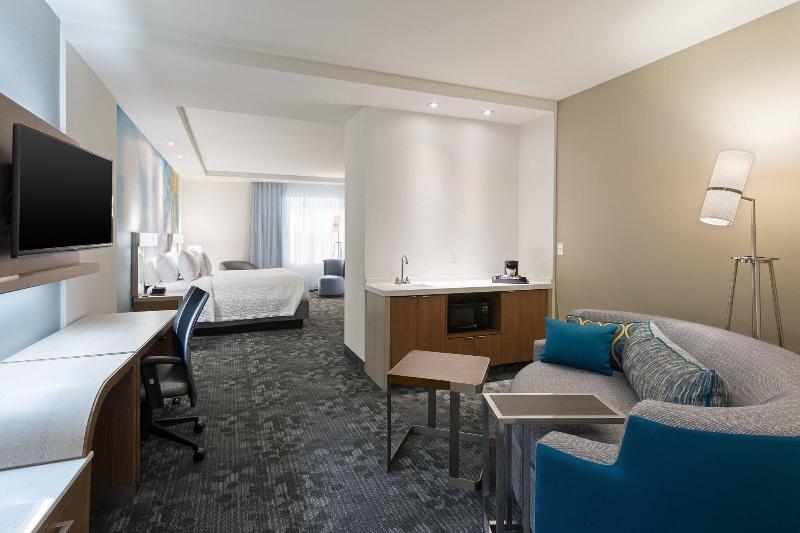 اتاق استاندارد با تخت بزرگ, Courtyard By Marriott Houston Katy Mills