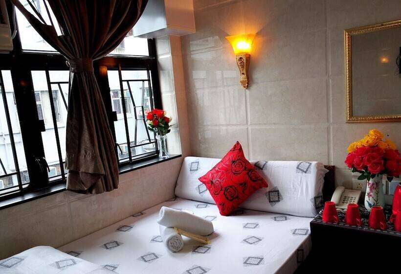 اتاق استاندارد سه نفره, Manila Hotel  Hostel Block D