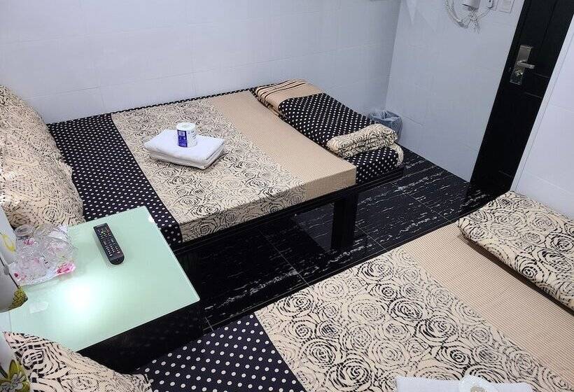 اتاق استاندارد سه نفره, Manila Hotel  Hostel Block D