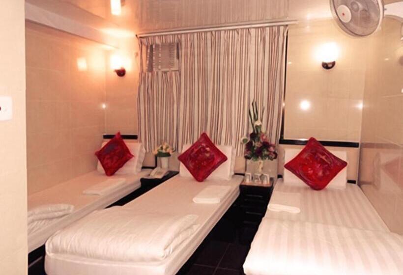 اتاق استاندارد سه نفره, Manila Hotel  Hostel Block D
