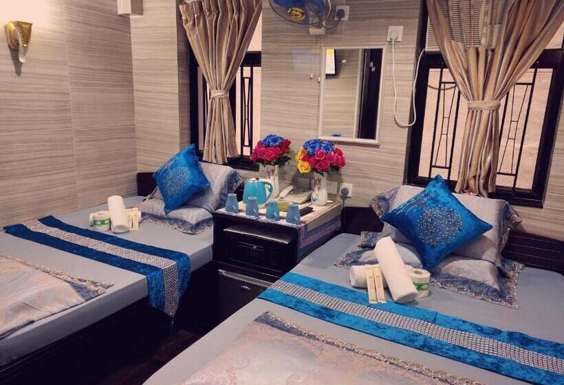 اتاق استاندارد سه نفره, Manila Hotel  Hostel Block D