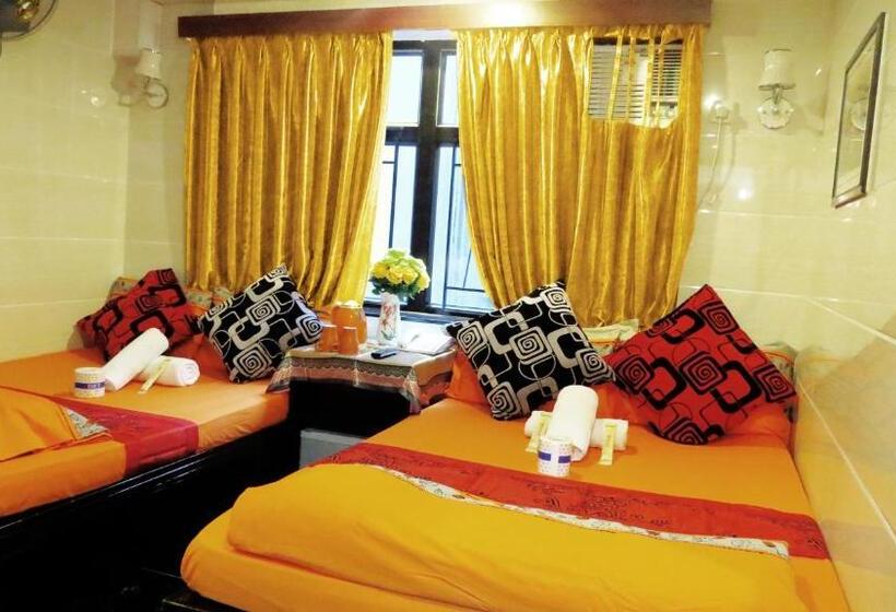 اتاق استاندارد سه نفره, Manila Hotel  Hostel Block D