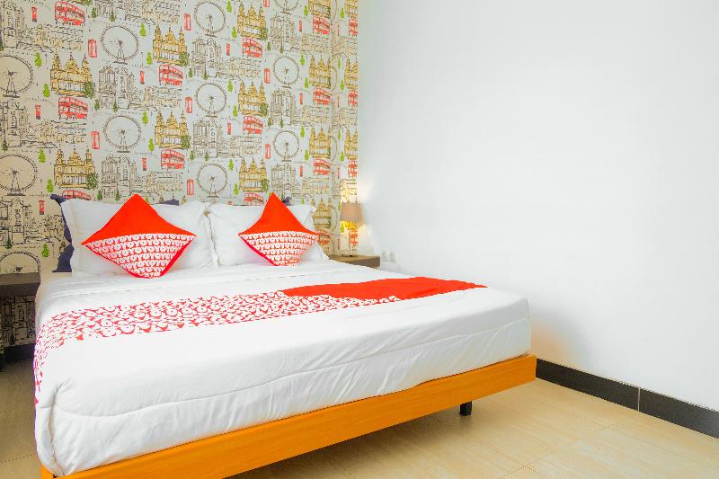 اتاق استاندارد یک نفره, Manila Hotel  Hostel Block D