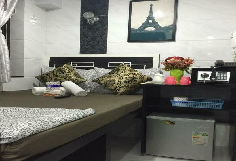 اتاق استاندارد, Skylark Hostel