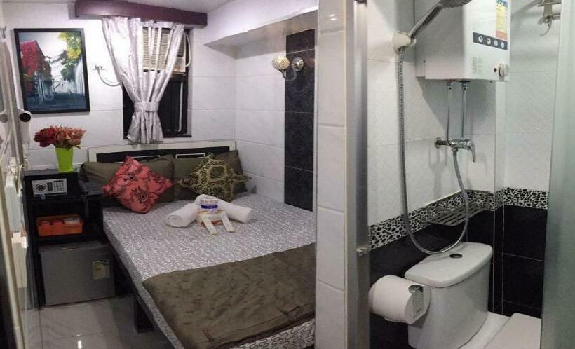 اتاق استاندارد, Skylark Hostel