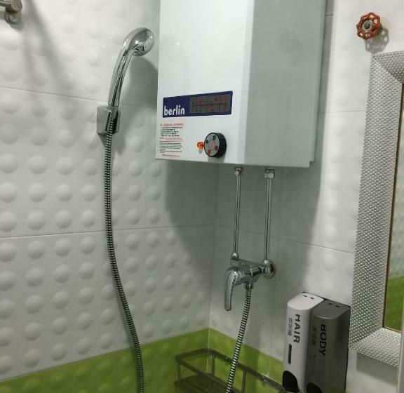 اتاق استاندارد, Skylark Hostel