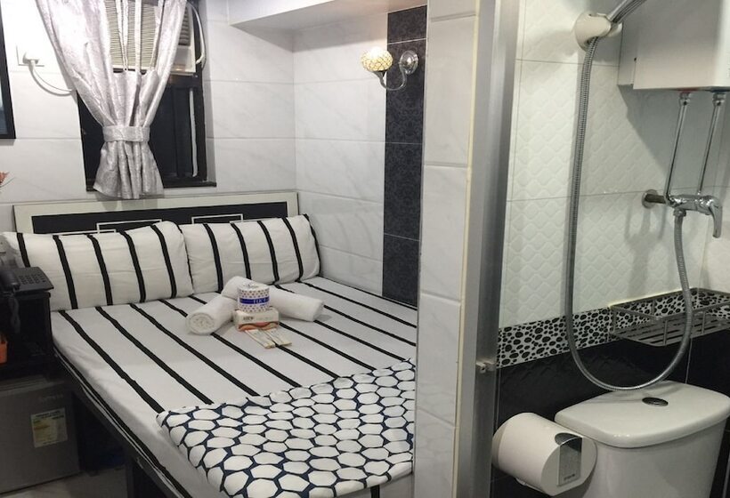اتاق استاندارد, Skylark Hostel