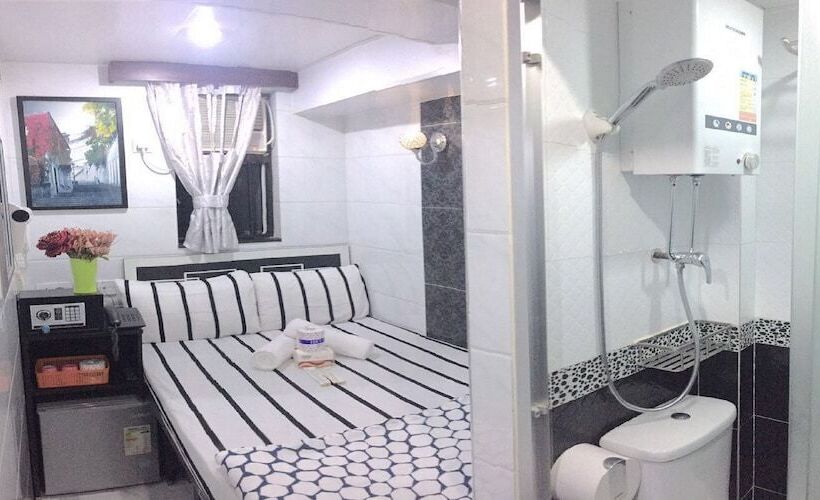 اتاق استاندارد, Skylark Hostel