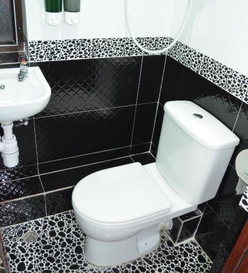 اتاق استاندارد, Skylark Hostel