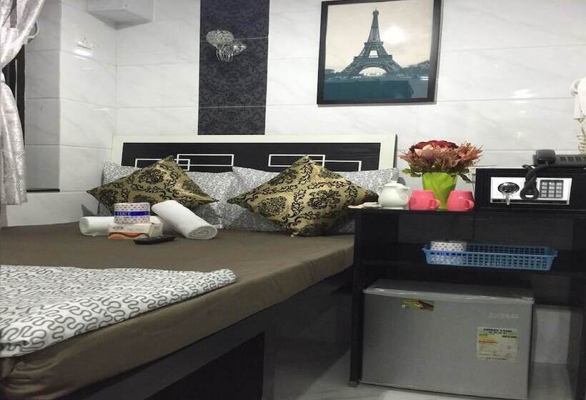 اتاق استاندارد, Skylark Hostel