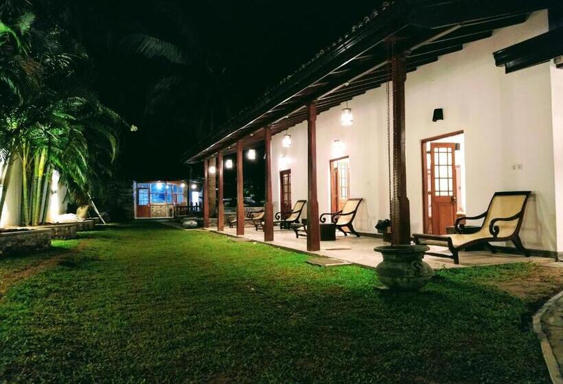 ویلای 1 خوابه با چشم‌انداز باغ, Villa Tangalle Lagoon