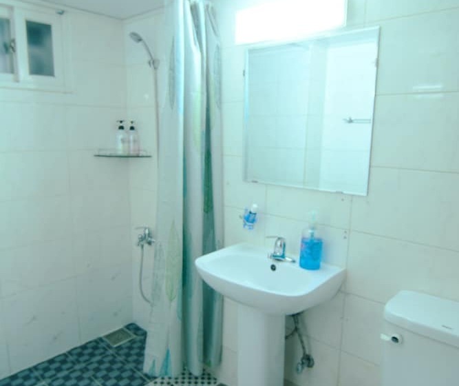 اتاق استاندارد یک نفره, Insadong Hostel
