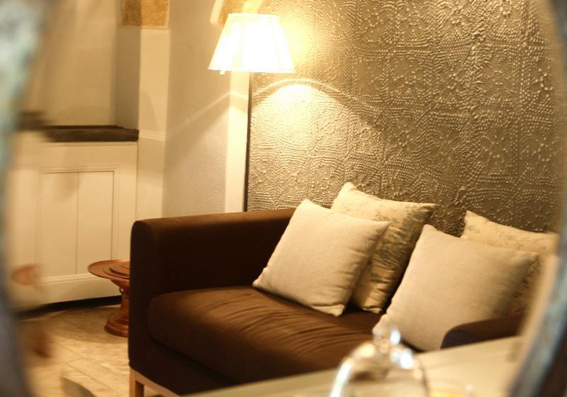 اتاق استاندارد یک نفره, Insadong Hostel