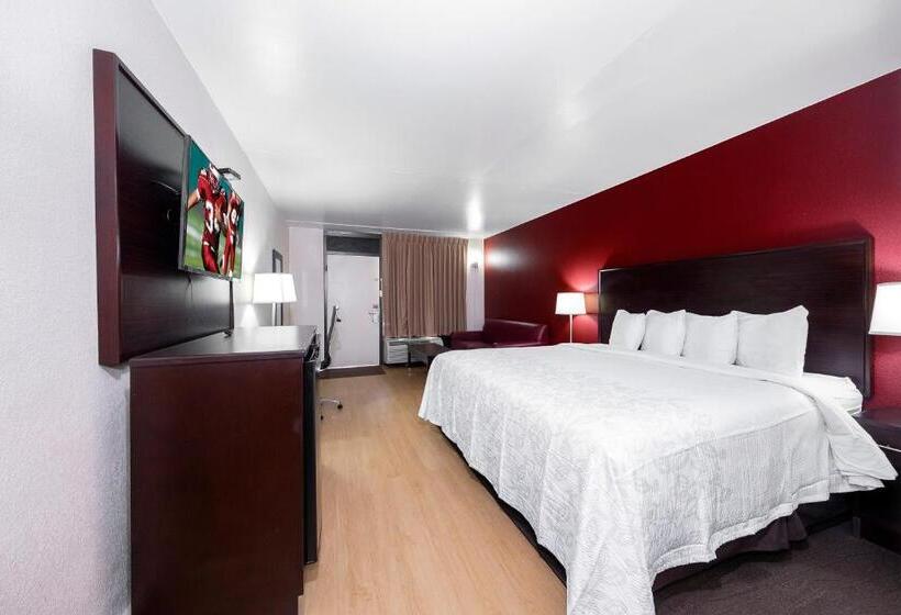 سوئیت با تخت بزرگ, Red Roof Inn Plus+ Huntsville – Madison