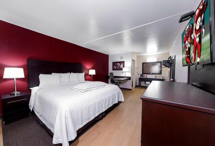 اتاق پرمیوم, Red Roof Inn Plus+ Huntsville – Madison