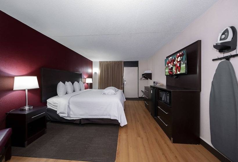 اتاق لوکس, Red Roof Inn Plus+ Huntsville – Madison