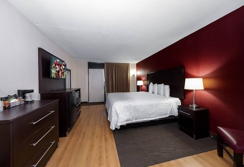 اتاق لوکس, Red Roof Inn Plus+ Huntsville – Madison