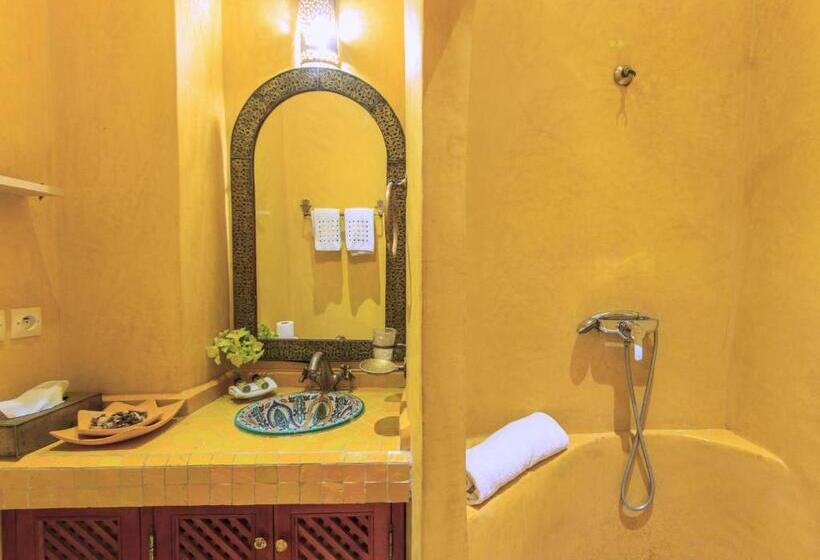 اتاق سوپریور, Riad Couleurs Du Sud
