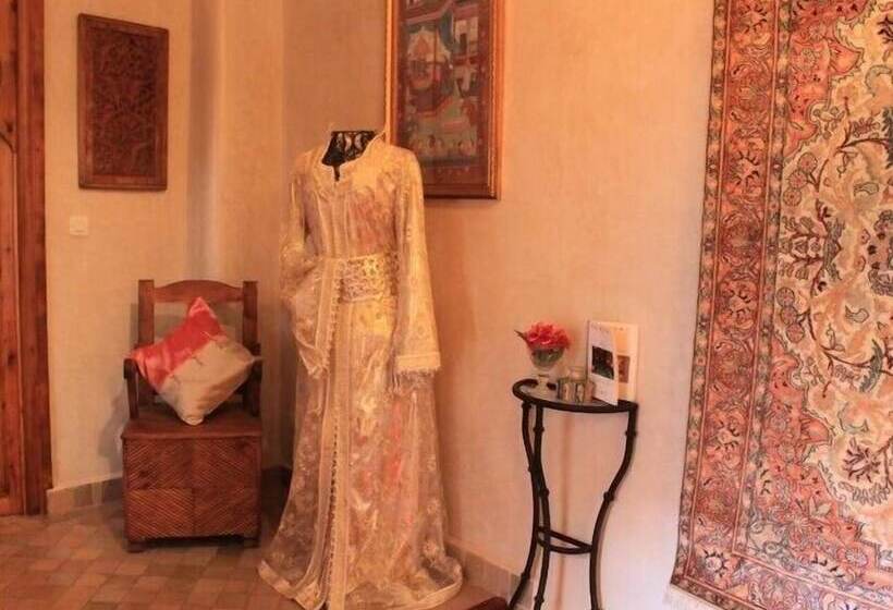 اتاق سوپریور, Riad Couleurs Du Sud