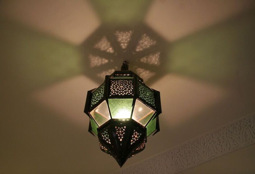 اتاق سوپریور, Riad Couleurs Du Sud