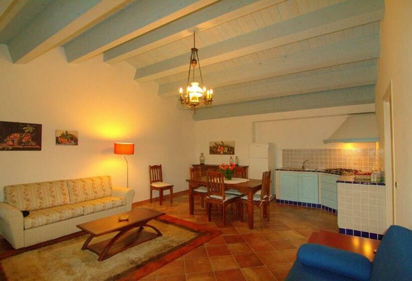 Апартаменты 1 Спальня Вид на Сад, Torre Archirafi Resort
