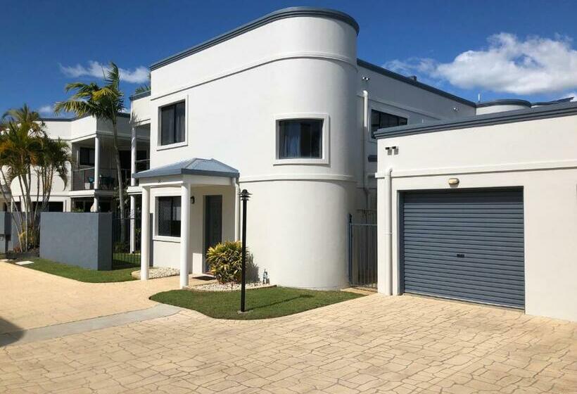 2 Bedroom Apartment, Grange Resort Hervey Bay