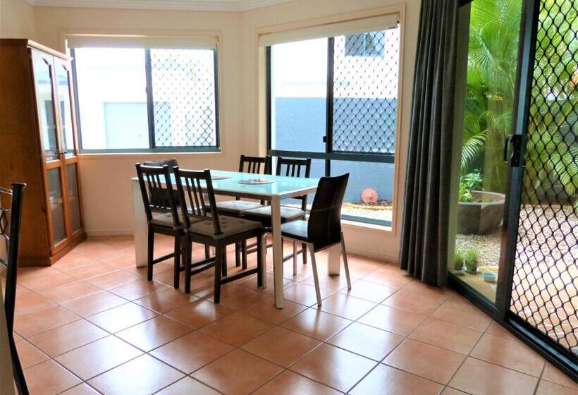 آپارتمان 3 خوابه, Grange Resort Hervey Bay