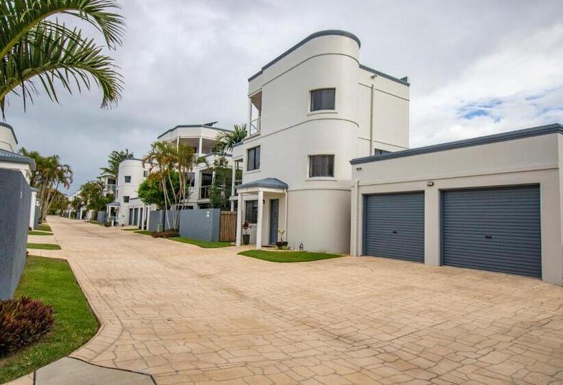 3 Bedroom Apartment, Grange Resort Hervey Bay