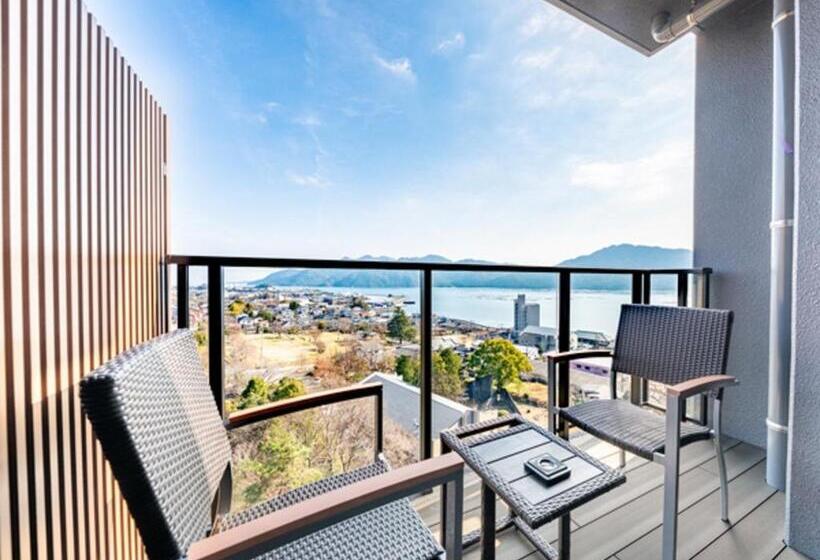 سوییت سوپریور با چشم‌انداز دریا, Livemax Resort Miyahama Ocean View