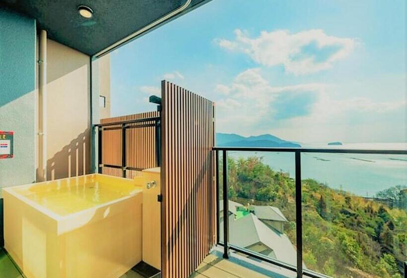 Deluxe Suite Sea View, Livemax Resort Miyahama Ocean View