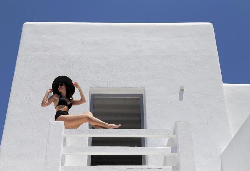 Deluxe Suite Sea View, Livin Mykonos Hotel   Adults Only