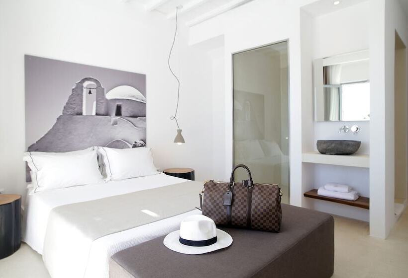 Deluxe Suite Sea View, Livin Mykonos Hotel   Adults Only
