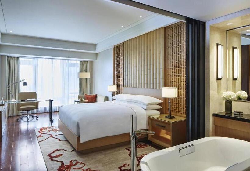 اتاق لوکس با تخت بزرگ, Zhuhai Marriott