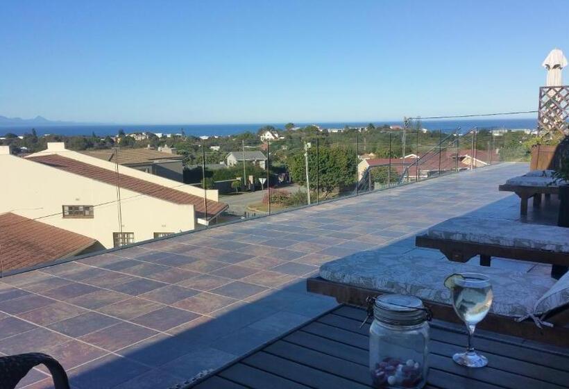 سوییت با چشم‌انداز دریا, Lala Panzi B&b