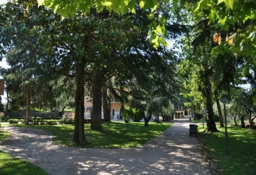 اتاق استاندارد سه نفره, Park Hotel Villamaria