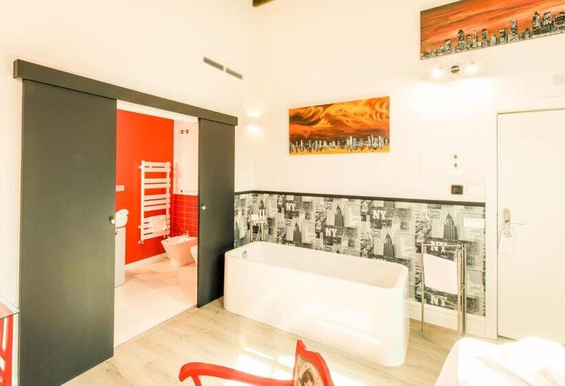 سوییت جونیور لوکس, Teatrisso Hotel Palacio