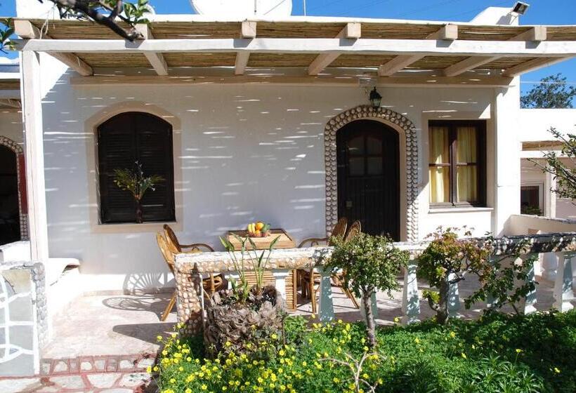 استودیوی سوپریور, Villa Italiana
