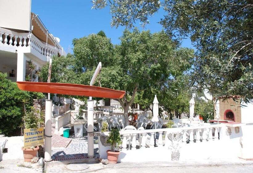 استودیوی سوپریور, Villa Italiana
