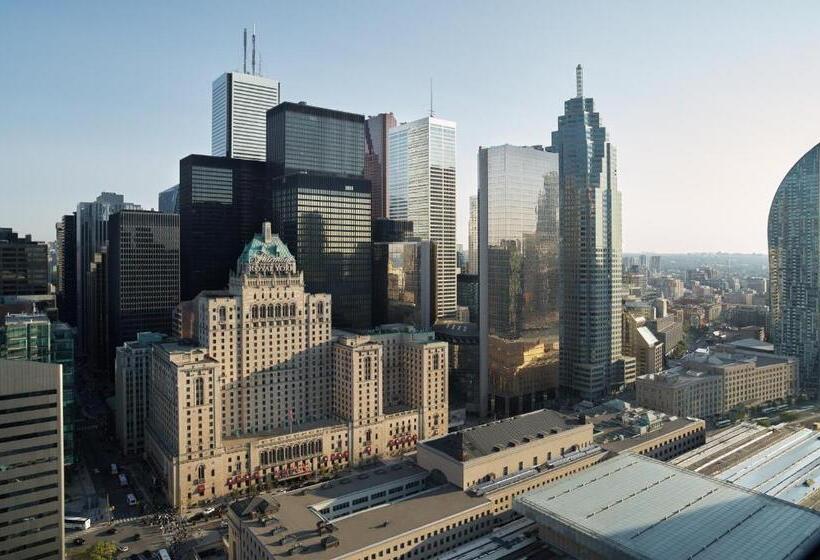 استودیو استاندارد با تخت کینگ, Fairmont Royal York Gold Experience