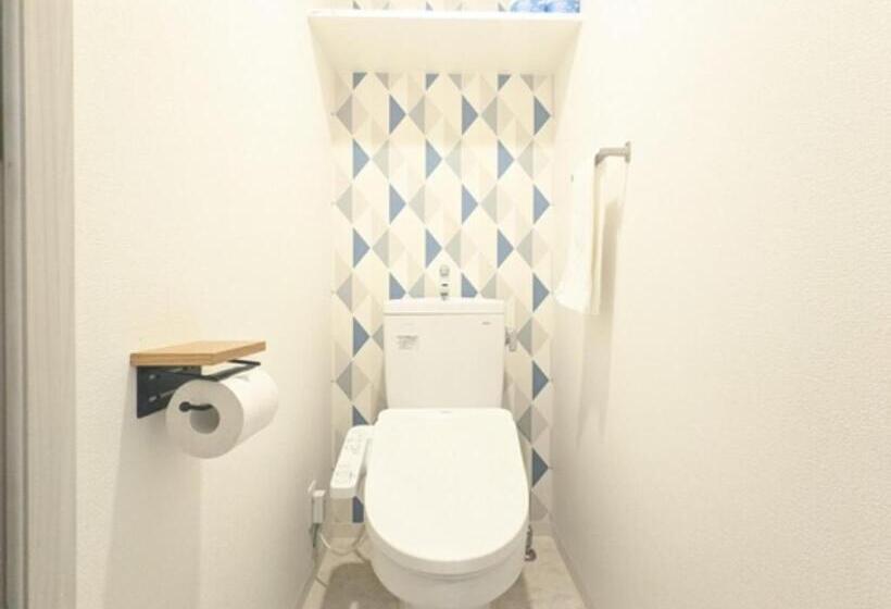 استودیوی استاندارد, Eslead Hotel Osaka Tsuruhashi