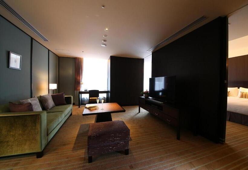 Master Suite, Allamanda Aoyama Tokyo