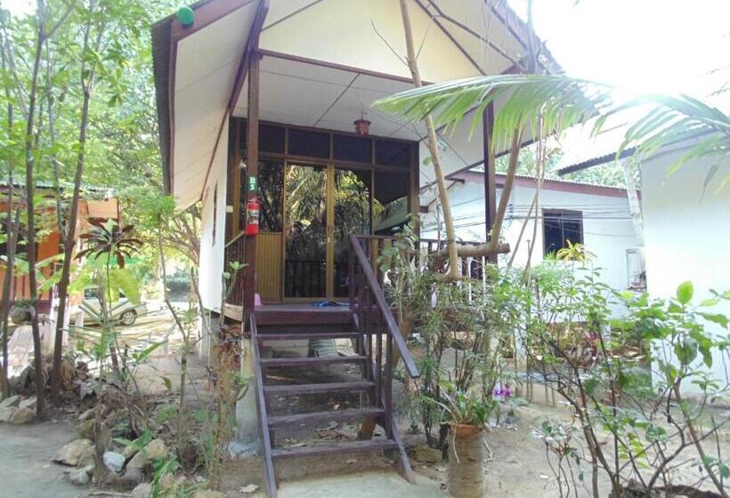 بانگلوی استاندارد, Moonhut Bungalows
