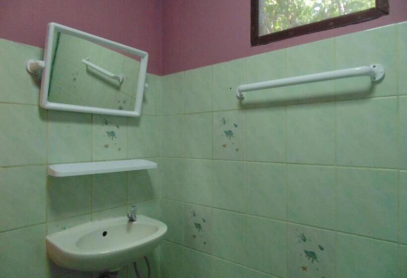 بانگلوی استاندارد, Moonhut Bungalows