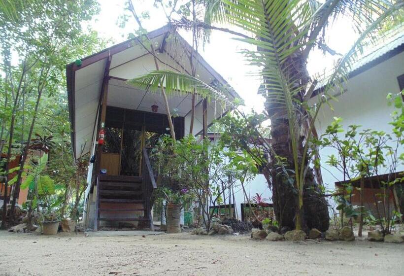 بانگلوی استاندارد, Moonhut Bungalows