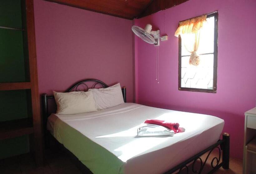 بانگلوی استاندارد, Moonhut Bungalows