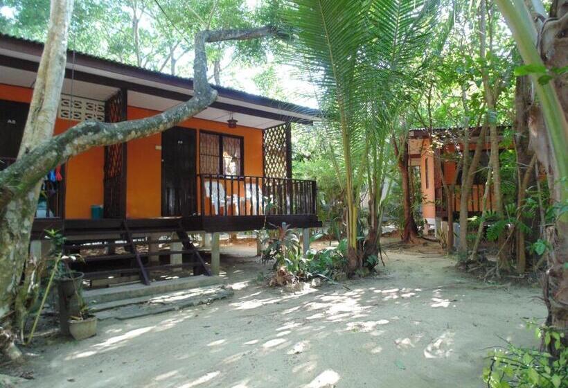 بانگلوی استاندارد, Moonhut Bungalows