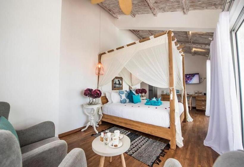 سوئیت رویال, Seapoint Boutique