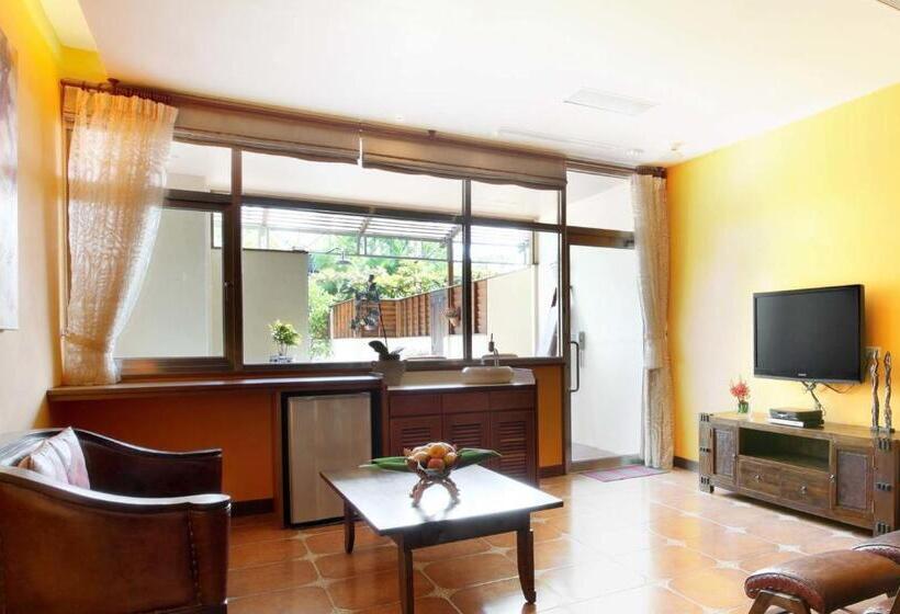 ویلای 2 خوابه, Howard Villa