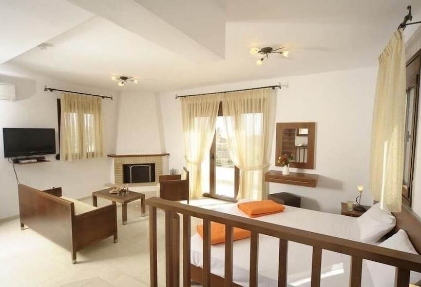 ویلای سوپریور 1 خوابه, Lenikos Resort