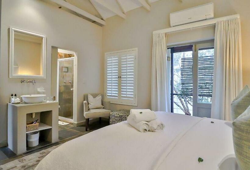 اتاق استاندارد, Hermanus Lodge On The Green   Solar Power